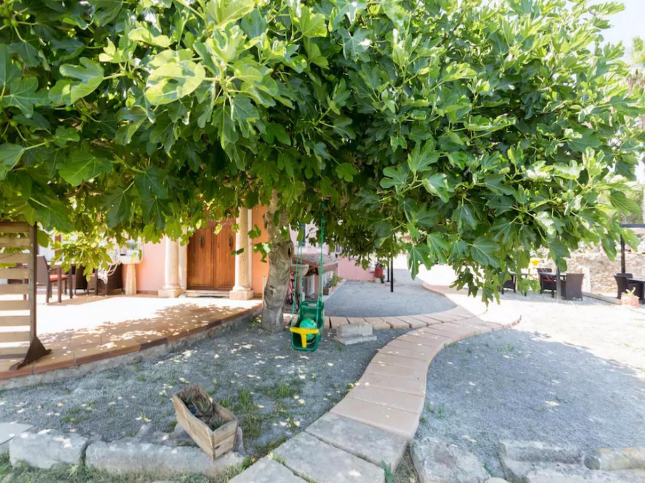 Puerto De Pollensa Villas And Apartments, With Private Mountain Ideal For Runners, Trailers,Near Puerto Pollensa Beach Approximately 5 Minutes Walking, Unique Experience In A Ullal Old Typical Mallorca House With Private Mountain And Near To The Beac ภายนอก รูปภาพ